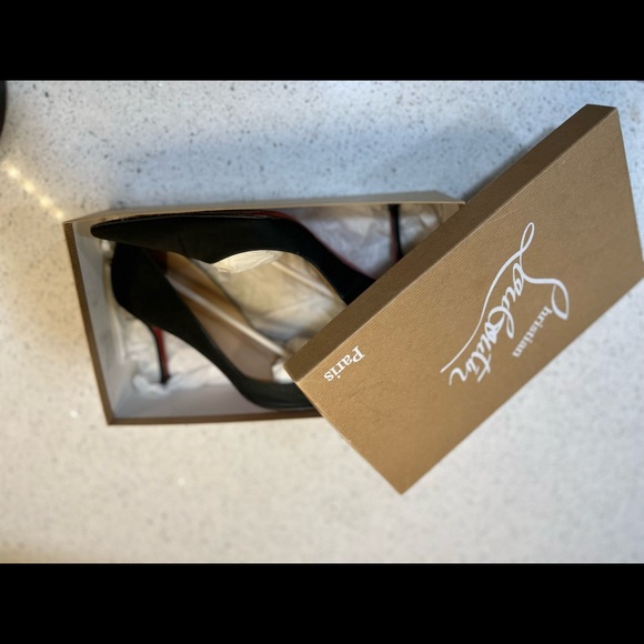 Authentic Christian Louboutin Pumps! - Picture 3 of 11